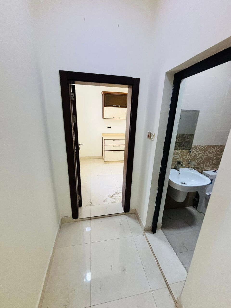 Tubli, Apartments, Flats, Houses & Villas, BHD 230/month,  3 BR,  🏡 SPACIOUS 3 BHK UNFURNISHED FLAT FOR RENT 📍 Tubli McDonald’s Area – Near We One Market