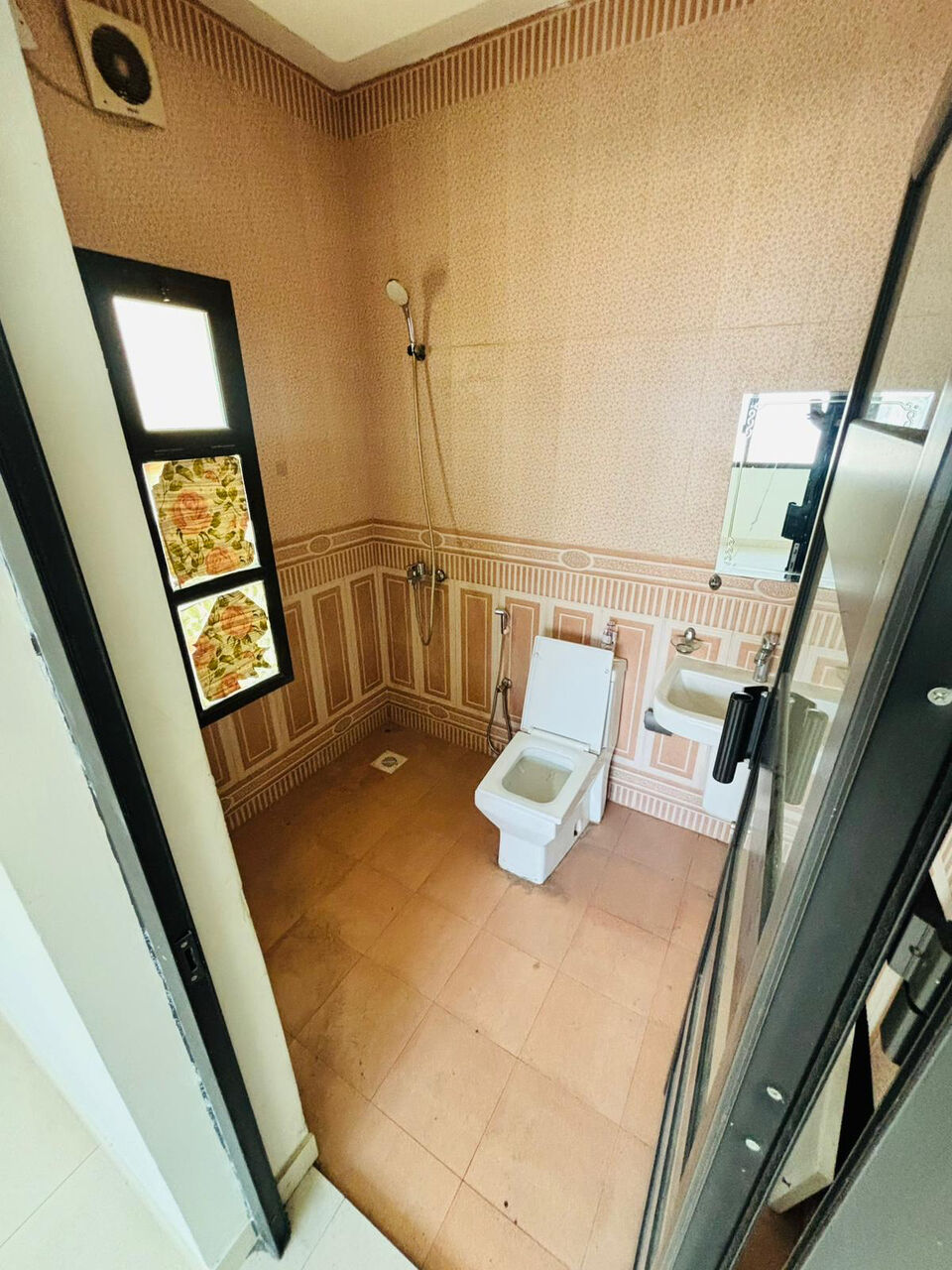 Tubli, Apartments, Flats, Houses & Villas, BHD 230/month,  3 BR,  🏡 SPACIOUS 3 BHK UNFURNISHED FLAT FOR RENT 📍 Tubli McDonald’s Area – Near We One Market
