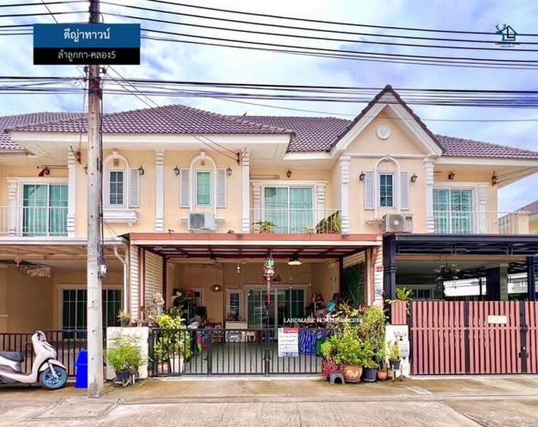 Bangkok, Real Estate For Sale, THB 2290000,  4 BR,  21 Sq. Feet,  LM26-0129 ขายทาวน์เฮ้าส์ 2 ชั้น ดีญ่าทาวน์  ล