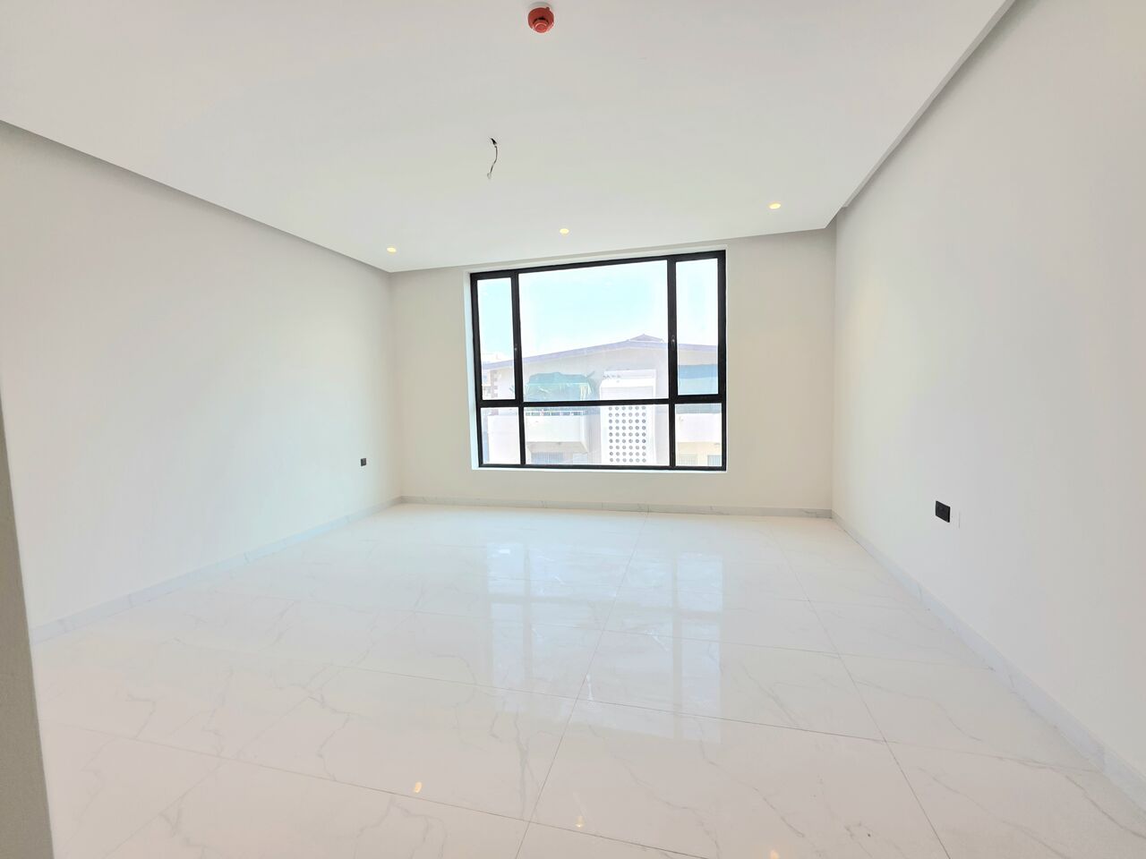 Segaya, Apartments, Flats, Houses & Villas, BHD 330/month,  3 BR,  Spacious  3 Bedroom Semi Furnished Brand New Apartment For Rent.