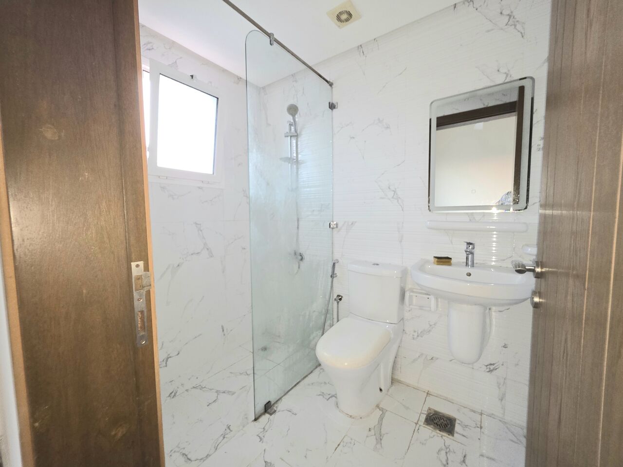 Segaya, Apartments, Flats, Houses & Villas, BHD 250/month,  2 BR,  Spacious  2 Bedroom Semi Furnished Apartment For Rent.
