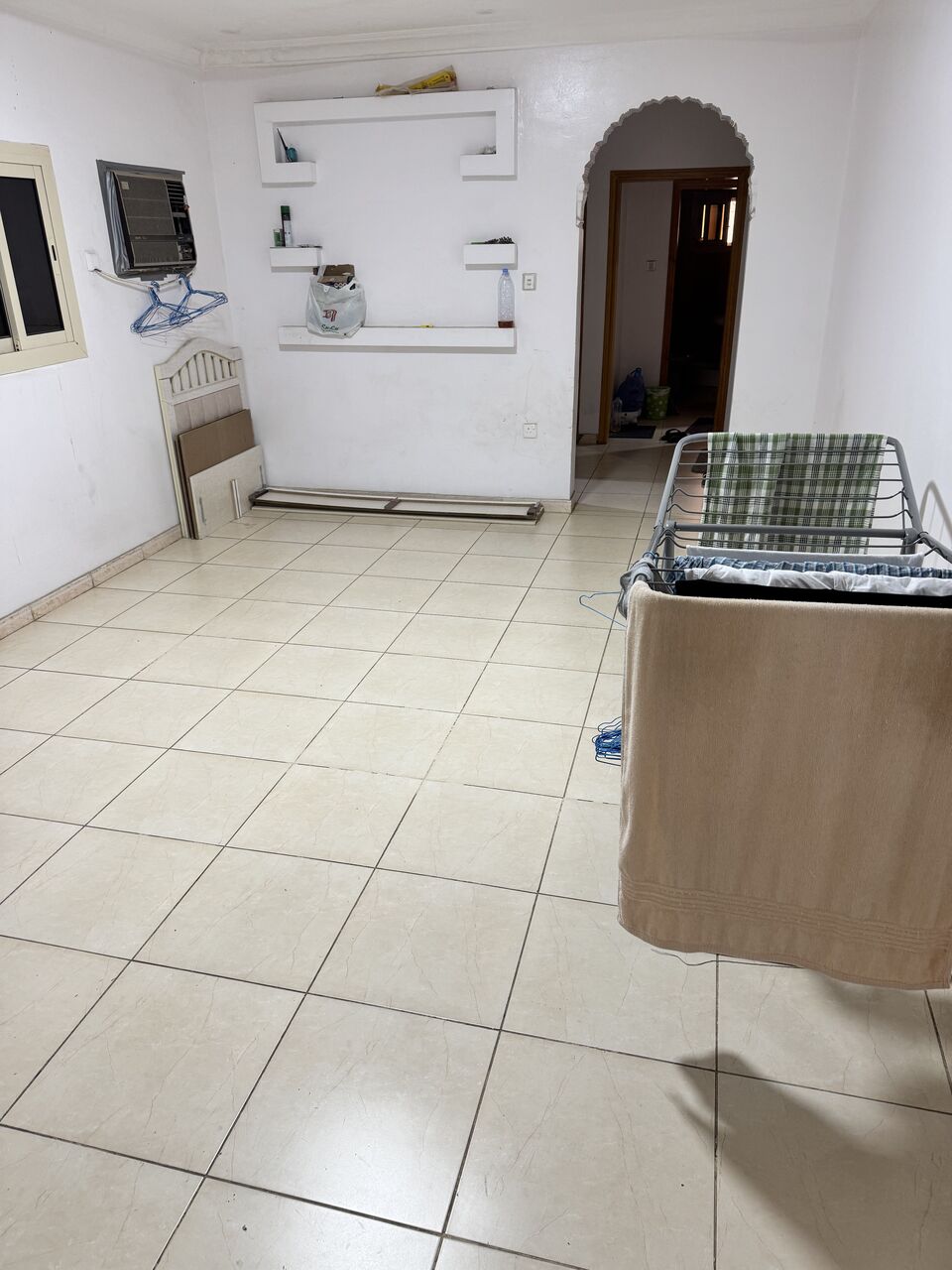 Yanbu, Rooms for Rent, SAR 800/month,  300 Sq. Feet,  1 Room With Washroom In 3 BHK Flat,rady To Move From October 2026