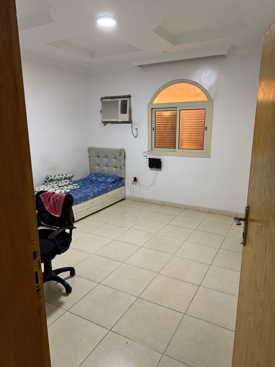 Yanbu, Rooms for Rent, SAR 800/month,  300 Sq. Feet,  1 Room With Washroom In 3 BHK Flat,rady To Move From October 2026