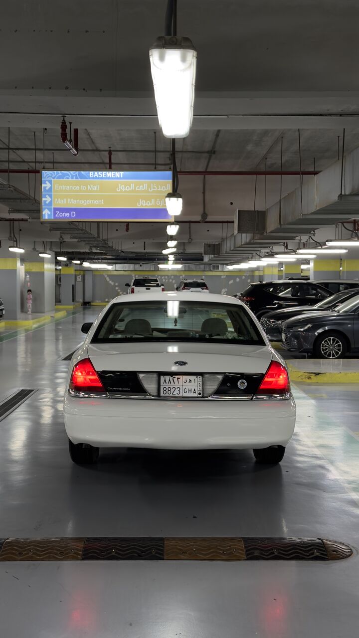 Dammam, Vehicles, Cars & Trucks , SAR 22000,  Ford Victoria 2009,  Automatic,  276000 KM,