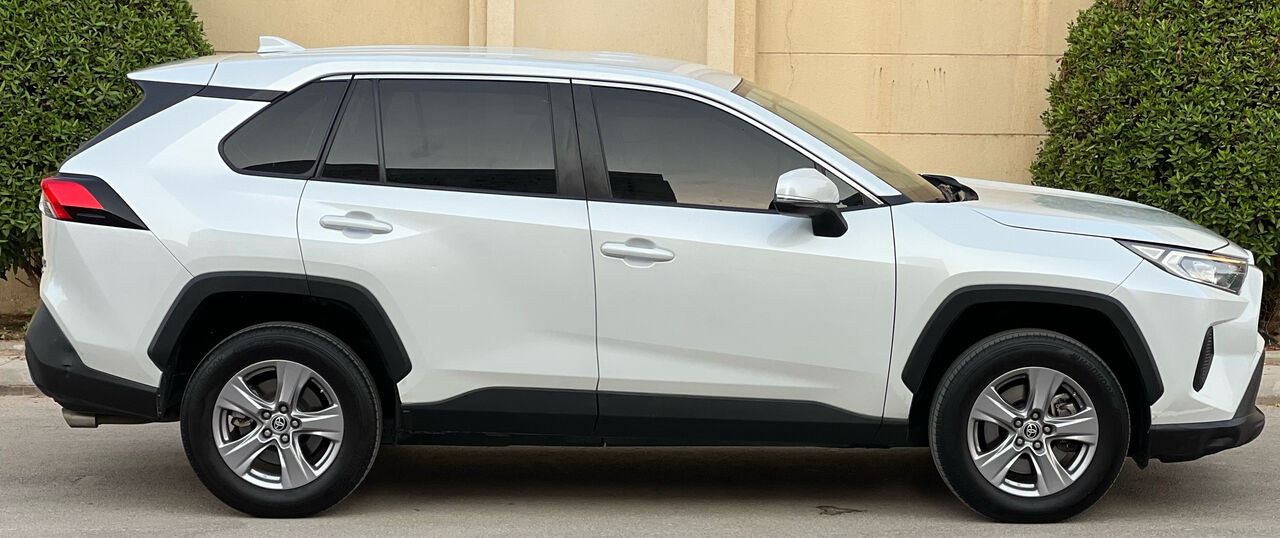 Riyadh, Vehicles, Cars & Trucks , SAR 82000,  Toyota RAV4,  2023,  Automatic,  87832 KM,     2.0 AWD All Original Condition
