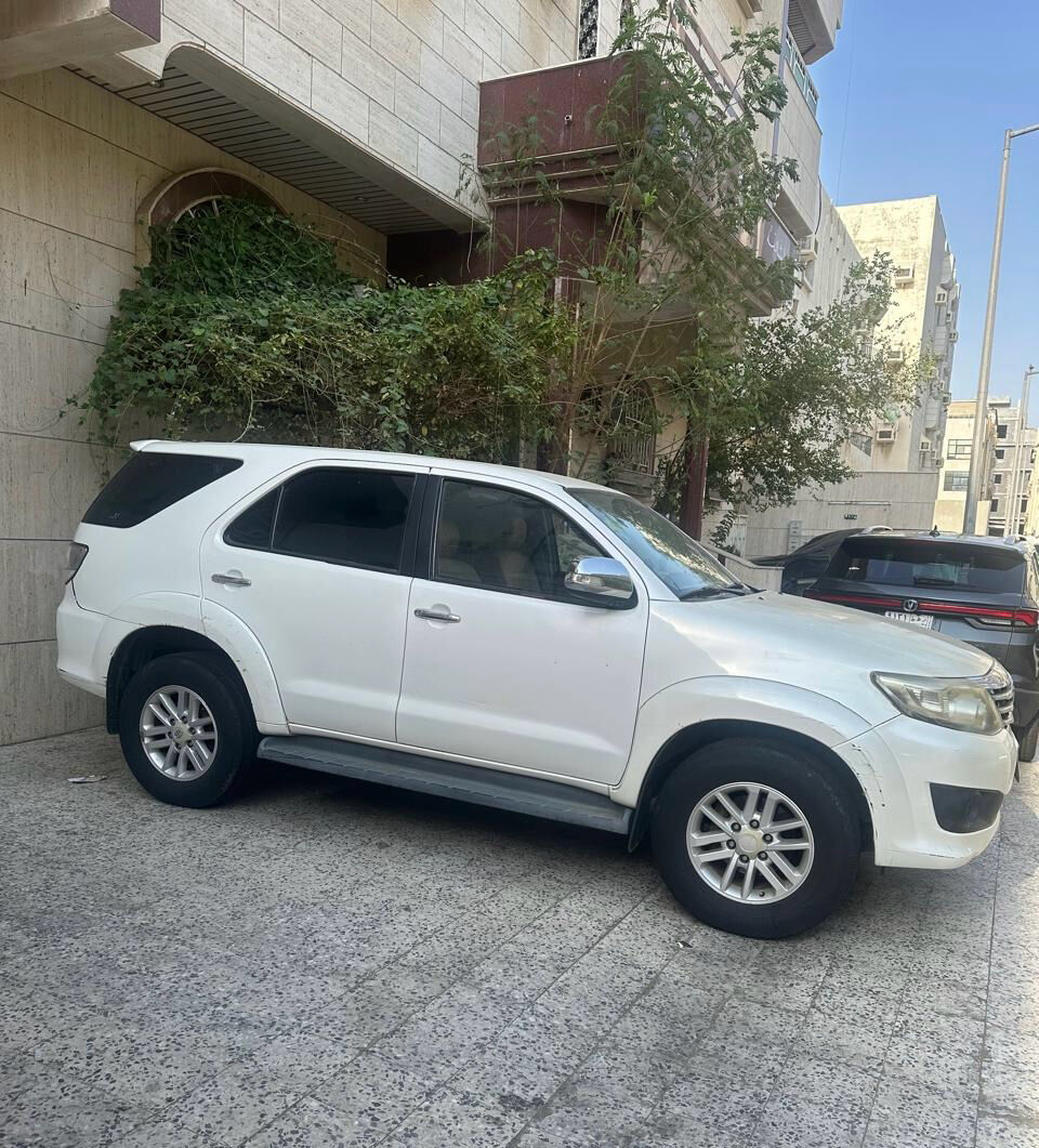 Al Aziziyah, Vehicles, Cars & Trucks , SAR 49000,  Toyota Fortuner,  2014,  Automatic,  243186 KM,    &ndash; Excellent Family SUV | SAR 49,000 (Slightly Negotiable)