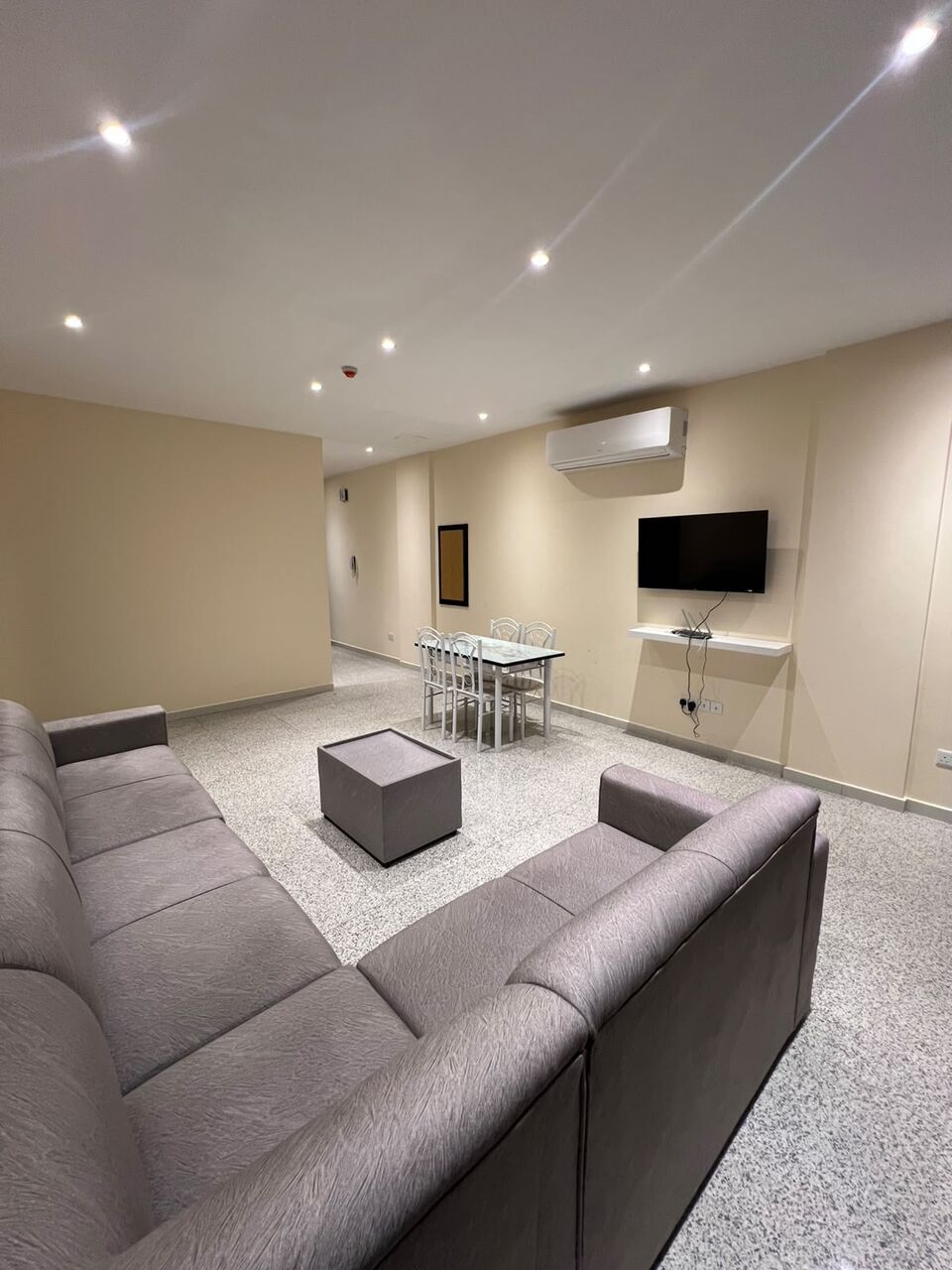 Adliya, Apartments, Flats, Houses & Villas, BHD 330/month,  Furnished,  2 BR,  25 Sq. Meter,  Fully Furnished 2 Bedroom Flat For Rent