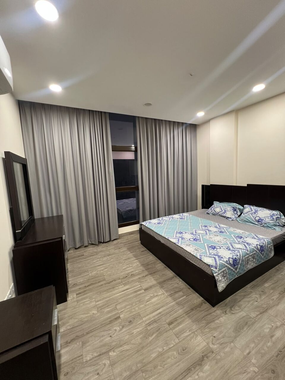 Adliya, Apartments, Flats, Houses & Villas, BHD 330/month,  Furnished,  2 BR,  25 Sq. Meter,  Fully Furnished 2 Bedroom Flat For Rent