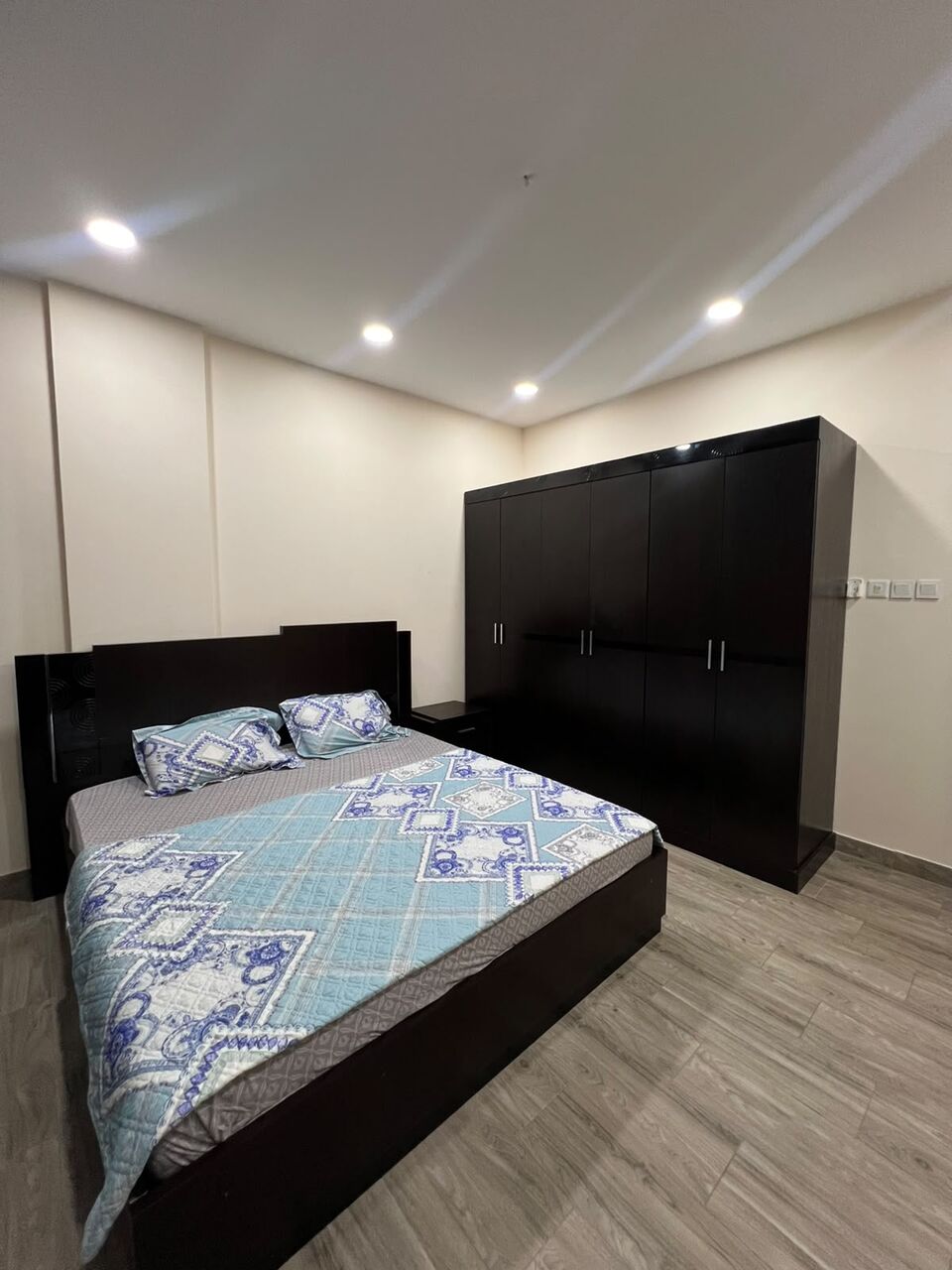Adliya, Apartments, Flats, Houses & Villas, BHD 330/month,  Furnished,  2 BR,  25 Sq. Meter,  Fully Furnished 2 Bedroom Flat For Rent