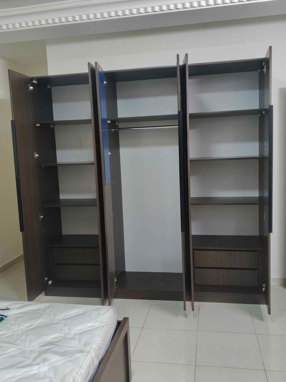 Jeddah, Furniture, SAR 5,  New Classic Cupboard Available At Affordable Price