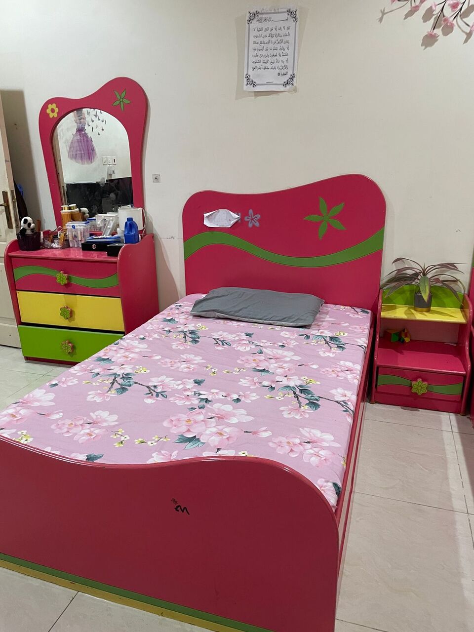 Jeddah, Household Items, SAR 800,  Two Single Beds With Cupboard ,dressing Table And Twi Side Tables