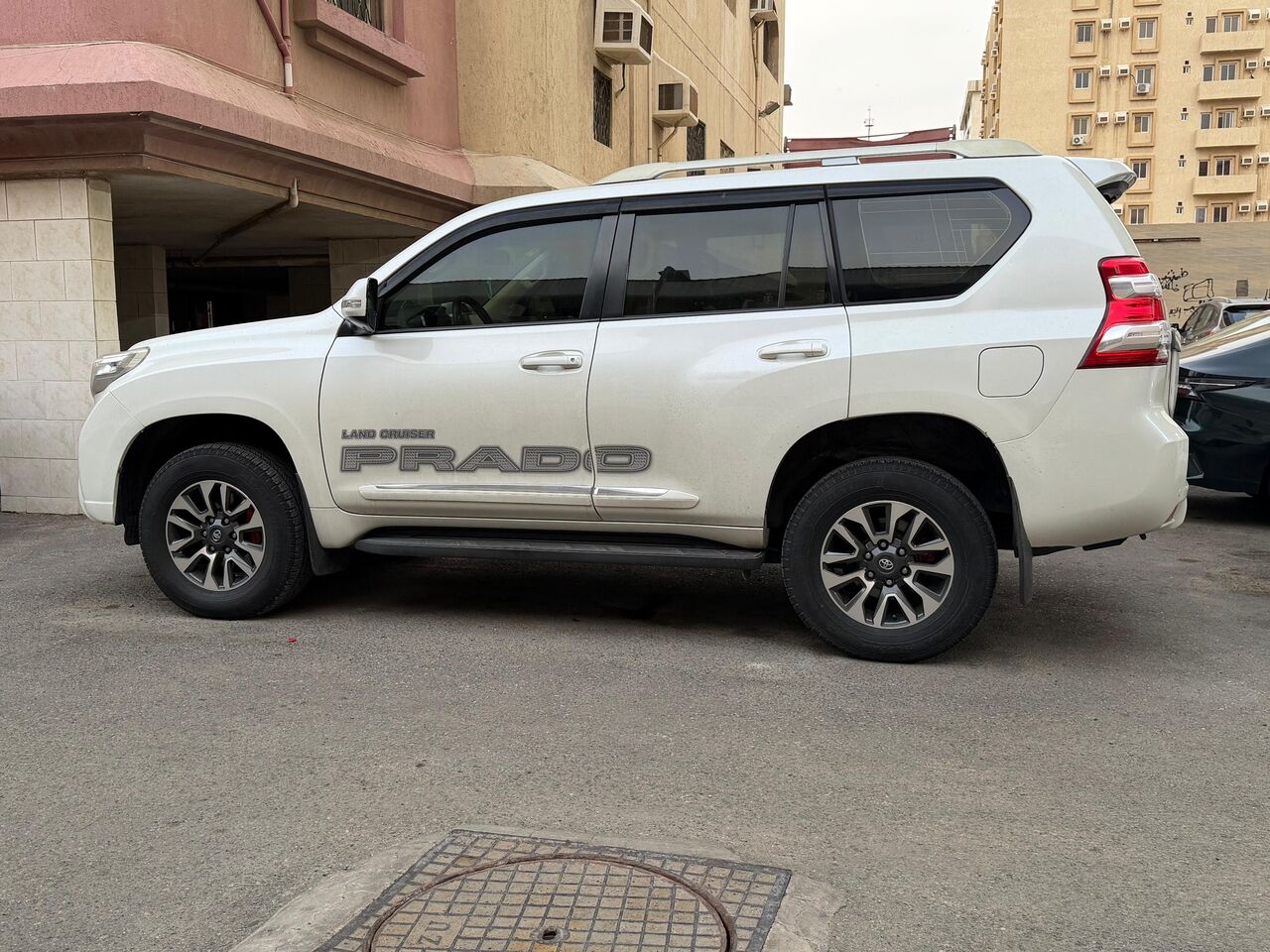 Jeddah, Vehicles, Cars & Trucks , SAR 76000,  2015, Toyota Prado,  2015,  Automatic,  240 KM,  Toyota Prado TXL , 4 Cylinder