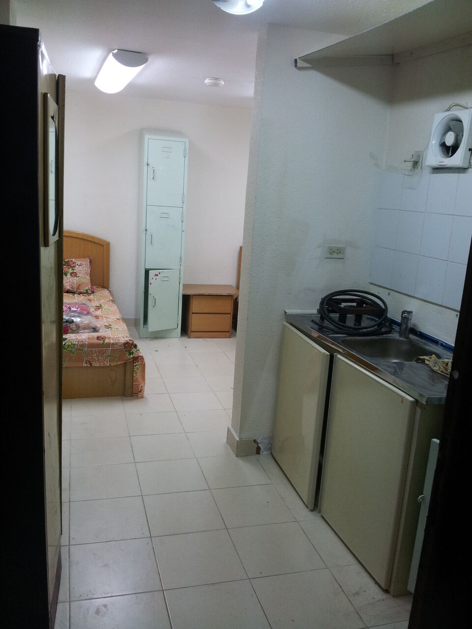 Jubail, Apartments, Flats, Houses & Villas, SAR 1000/month,  Furnished,  Furnished Bechelor Single Room In The Middle Of Jubail Center And Corniche Only 1000sr