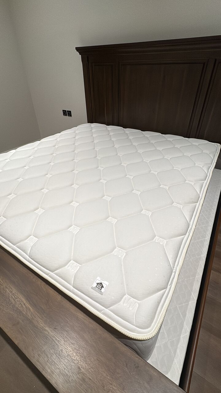 Riyadh, Household Items, SAR 3200,  Simmons Deepsleep 180x200 Memorylux Mattress