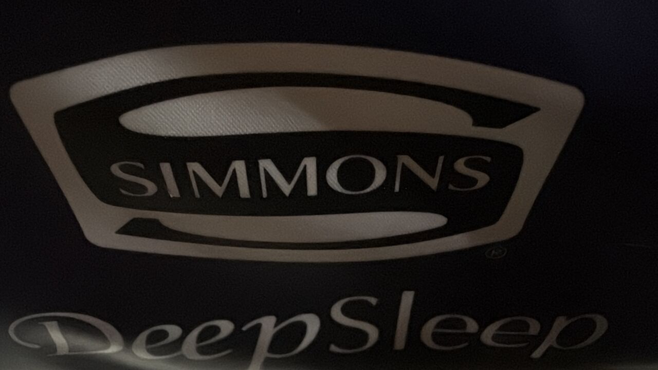 Riyadh, Household Items, SAR 3200,  Simmons Deepsleep 180x200 Memorylux Mattress