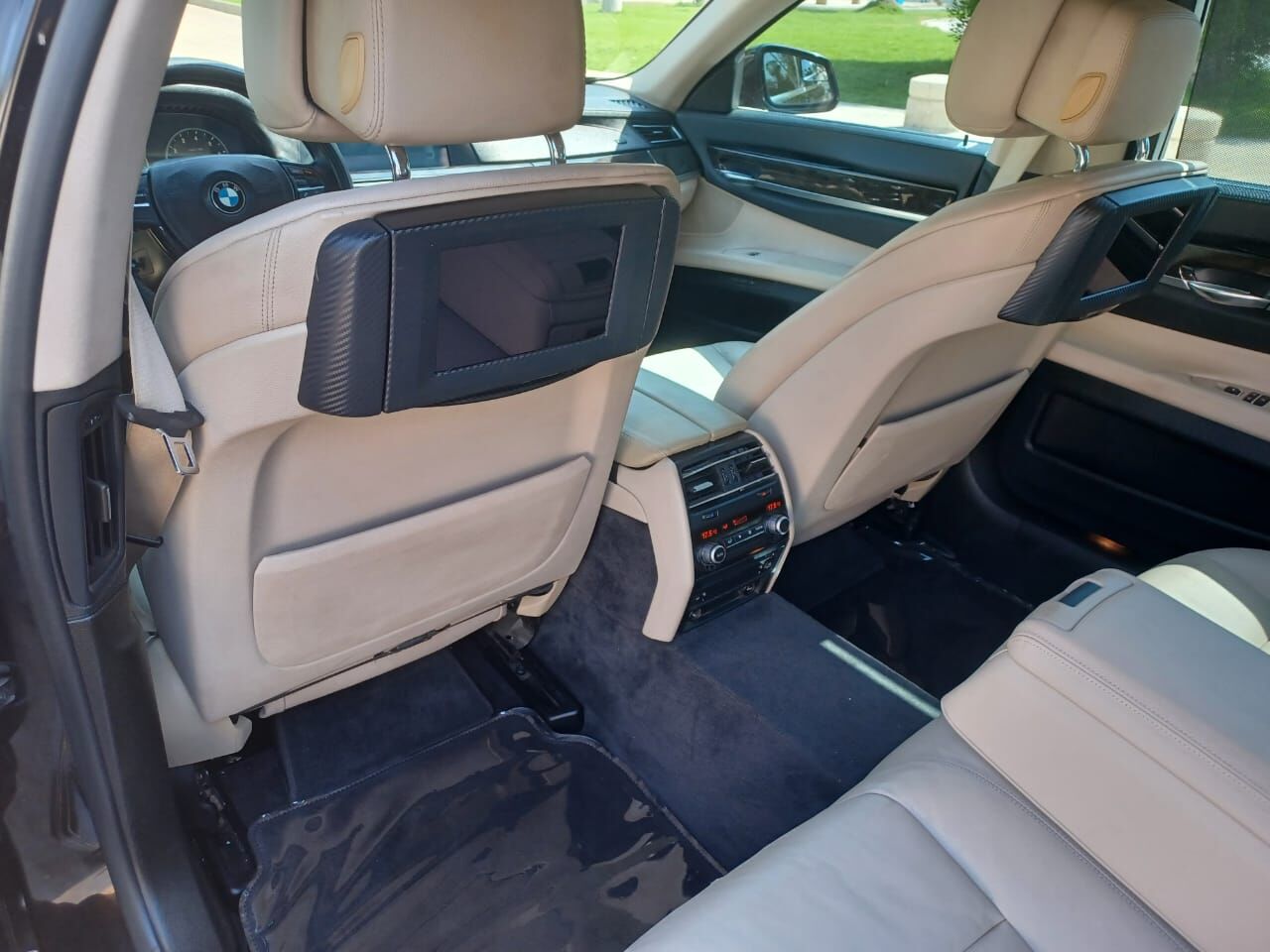 Jeddah, Vehicles, Cars & Trucks , SAR 45000,  BMW 730Li,  2011,  Automatic,  141000 KM,    In Excellect Condition