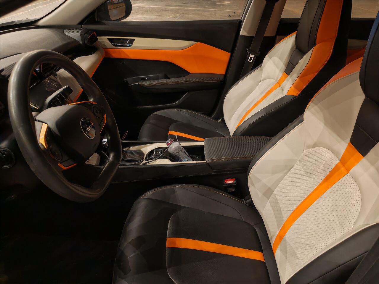 Dhahrat Laban, Vehicles, Cars & Trucks , Dongfeng Shine E2,  2025,  Automatic,  24500 KM,   Car With Sunroof Shine E2   -Lease Transfer