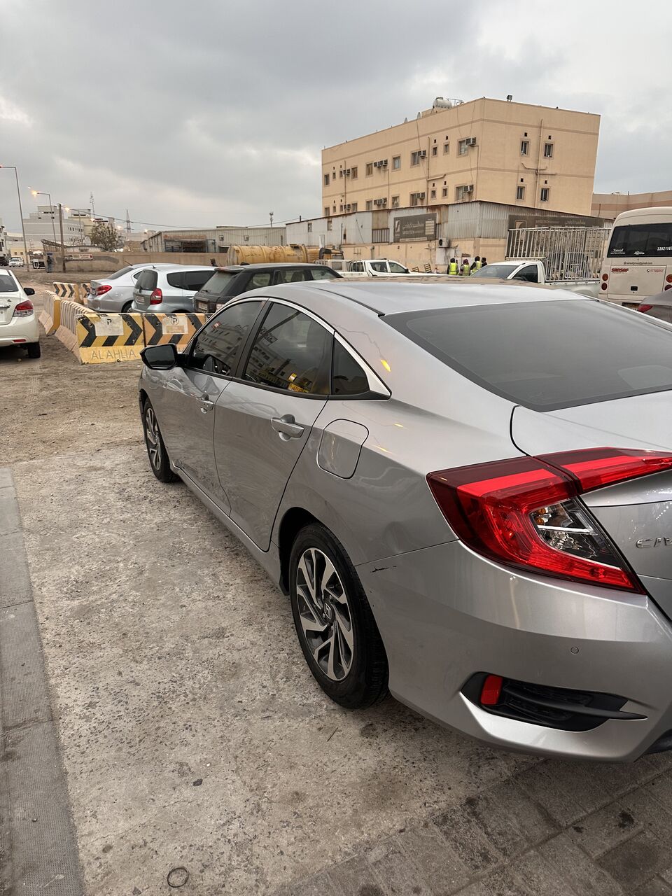 Manama, Vehicles, Cars & Trucks , BHD 4500,  HONDA CIVIC 2.0,  2019,  Automatic,  118000 KM,   Full Option For Sale