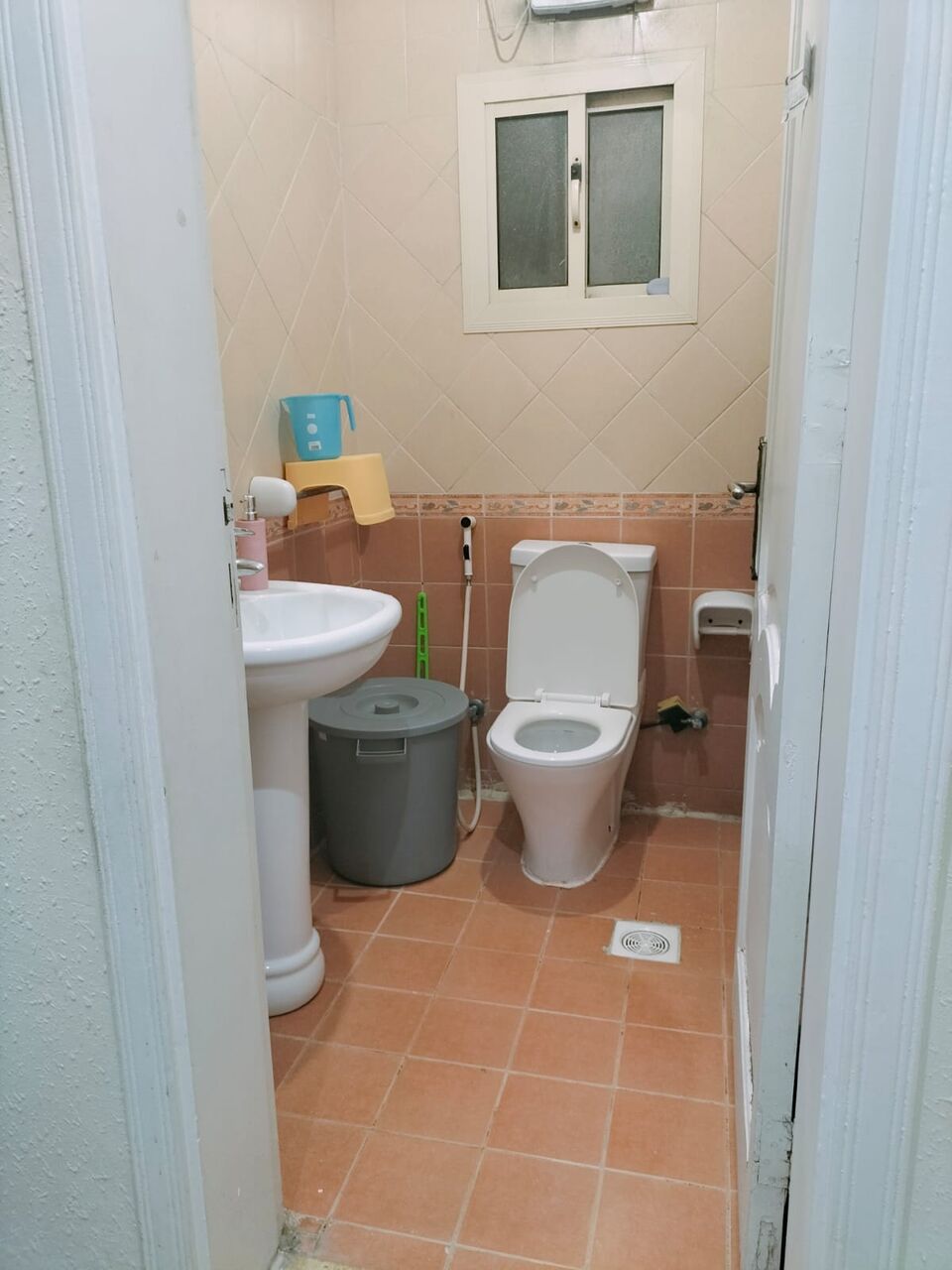 Al Aziziyah, Apartments, Flats, Houses & Villas, SAR 26000/year,  3 BR,  1250 Sq. Meter,  3BHK Family Flat With Full Household Items