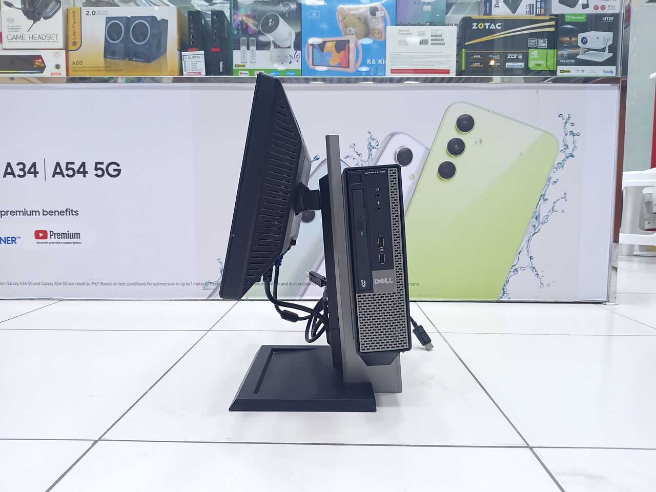 Riffa, Computers, BHD 48,  DELL OptiPlex 3 IN 1 Intel Core I5 8GB RAM 120GB SSD 19" HD Monitor Wi-Fi USB GIFT 48 BD