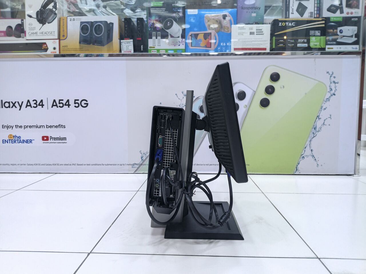 Riffa, Computers, BHD 48,  DELL OptiPlex 3 IN 1 Intel Core I5 8GB RAM 120GB SSD 19" HD Monitor Wi-Fi USB GIFT 48 BD