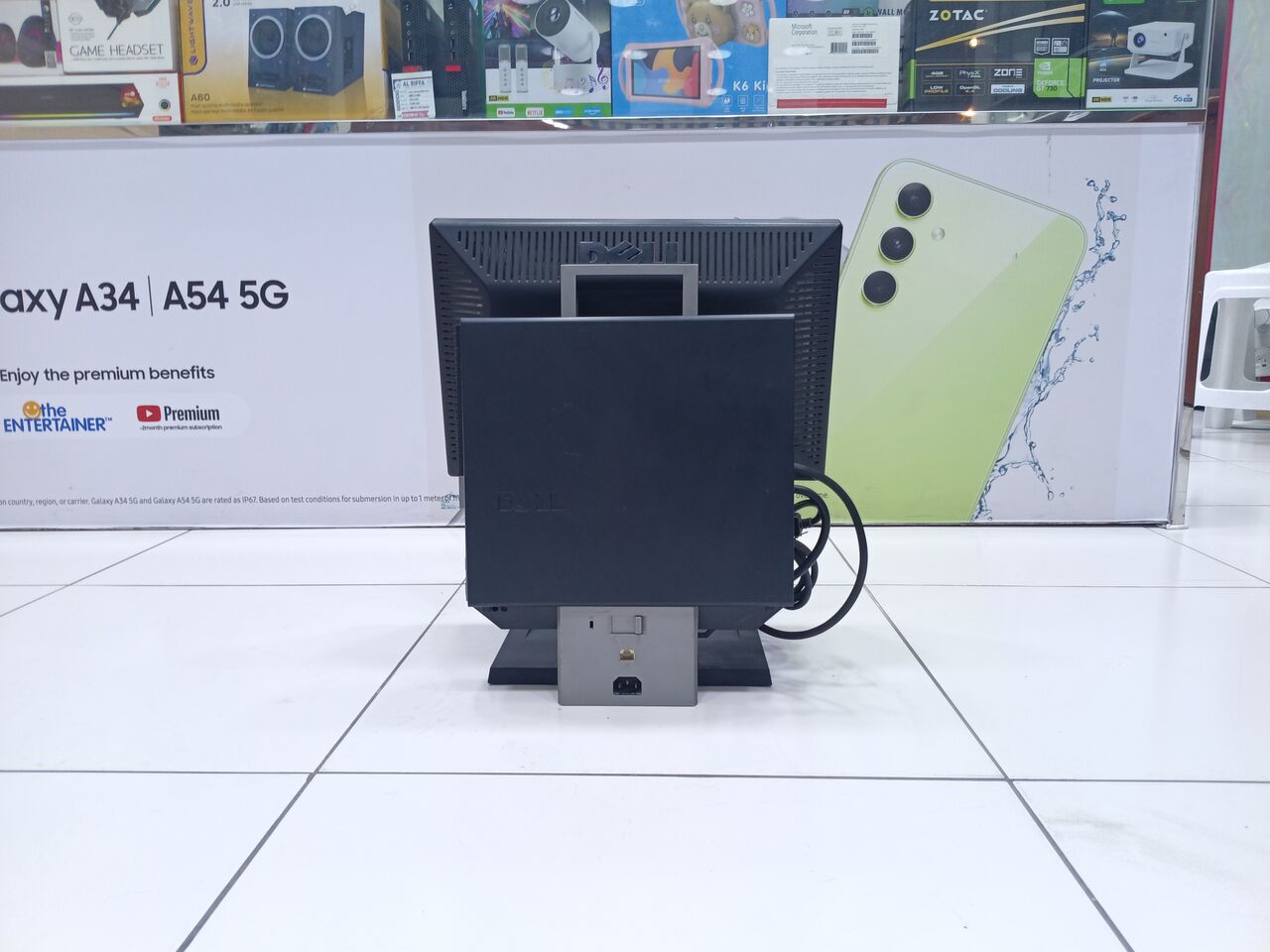 Riffa, Computers, BHD 48,  DELL OptiPlex 3 IN 1 Intel Core I5 8GB RAM 120GB SSD 19" HD Monitor Wi-Fi USB GIFT 48 BD