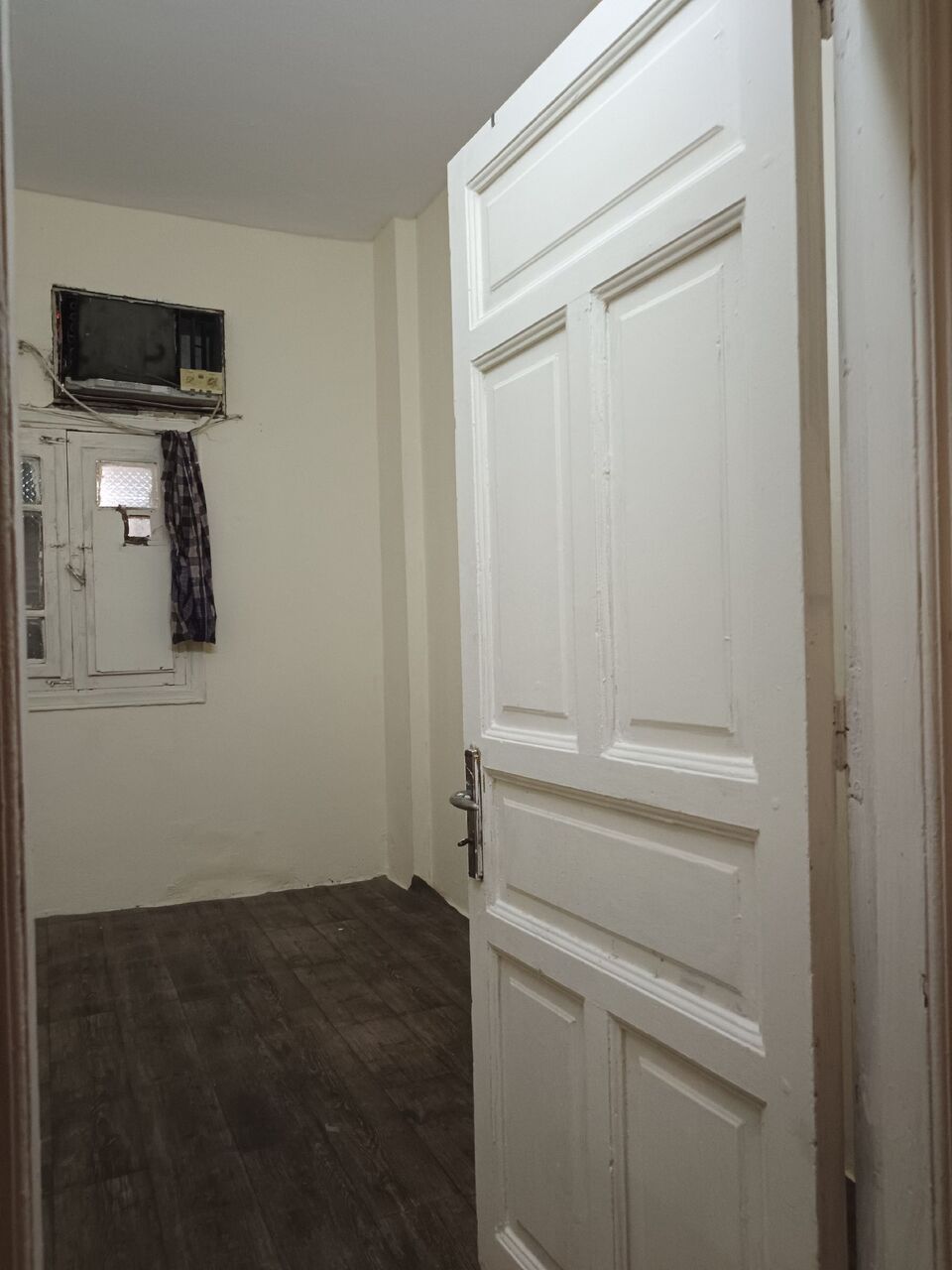 Al Hindawiya, Rooms for Rent, SAR 650/month,  Roome Available In 2 Bed Rooms Flat. One Rome Available  Only Pakistani