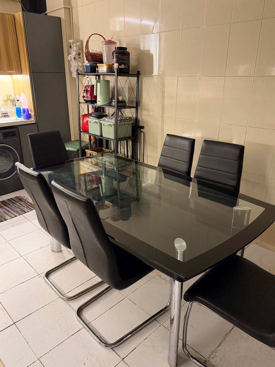 Al Malaz, Furniture, SAR 650,  Homecentre Glass Dining Table For Sale