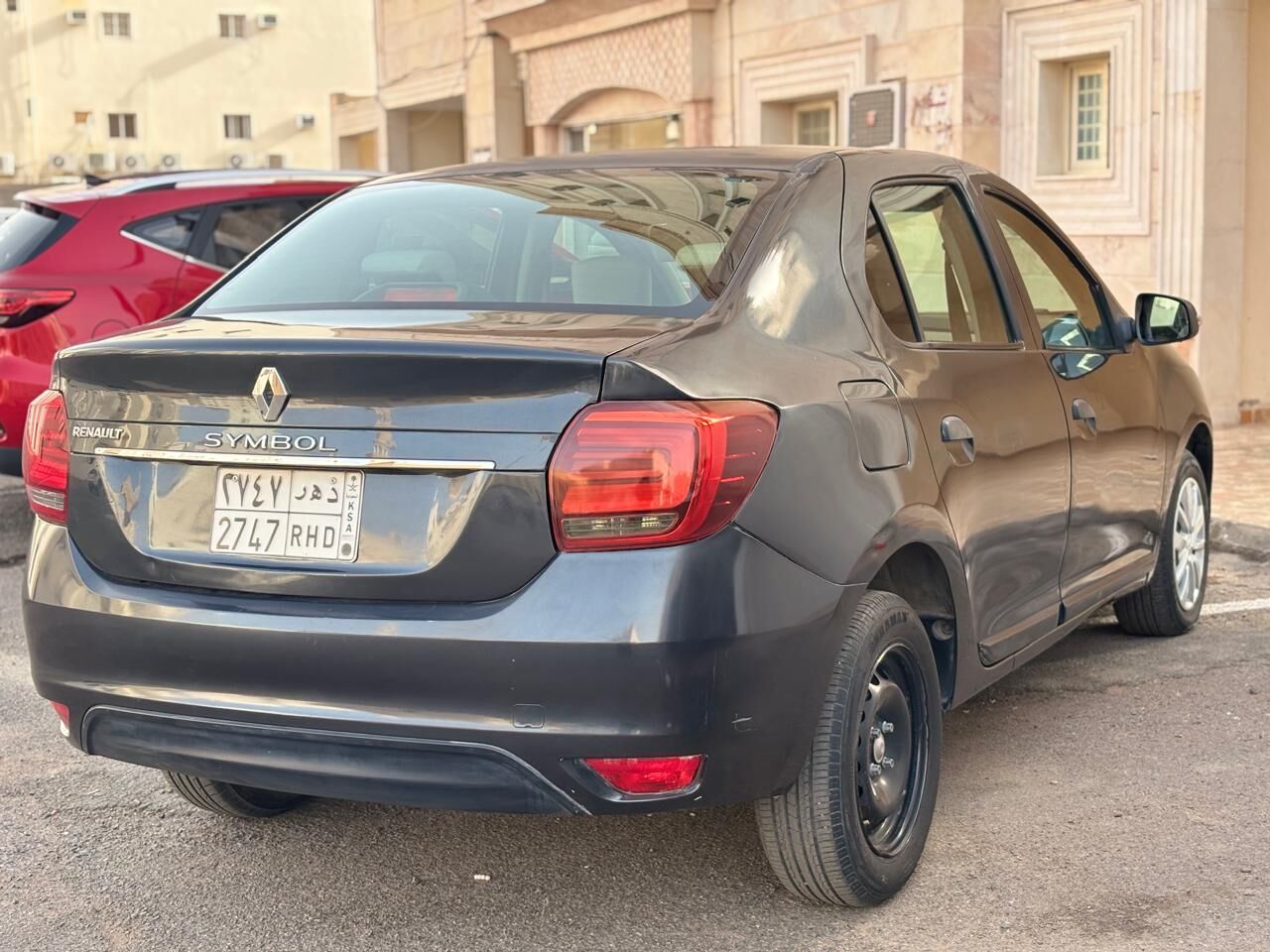 Riyadh, Vehicles, Cars & Trucks , SAR 20000,  Renault Symbol,  2021,  Automatic,  101000 KM,  Dark Gray Color, Valid Pass And Registration.