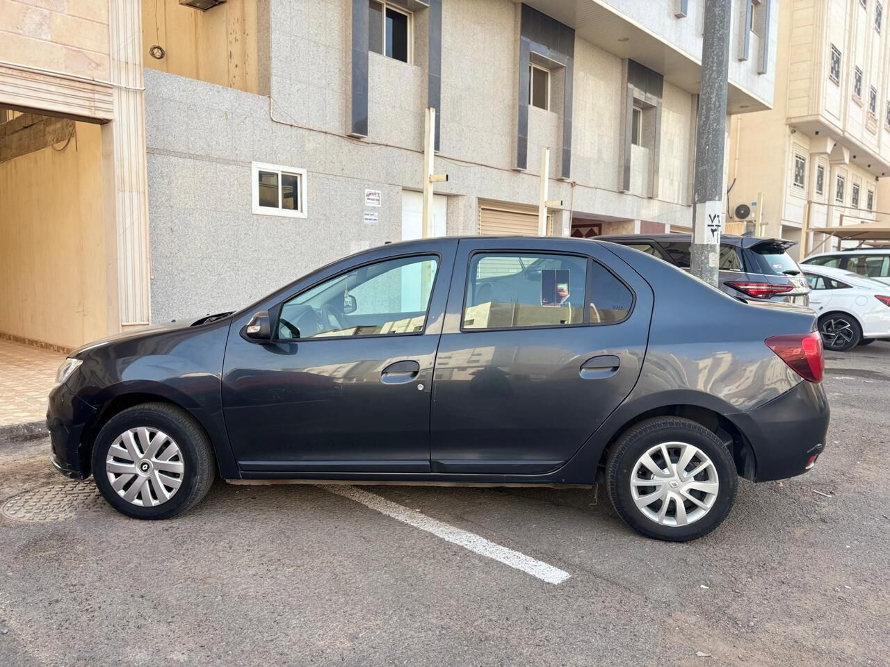 Riyadh, Vehicles, Cars & Trucks , SAR 20000,  Renault Symbol,  2021,  Automatic,  101000 KM,  Dark Gray Color, Valid Pass And Registration.