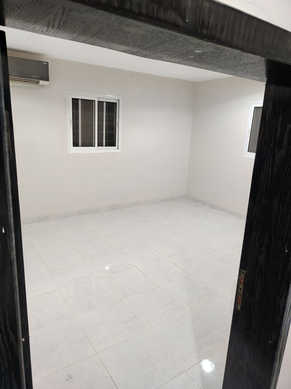 Dhahran, Apartments, Flats, Houses & Villas, SAR 25000/year,  2 BR,  180 Sq. Meter,  5 Room Apartment Near Dunes School