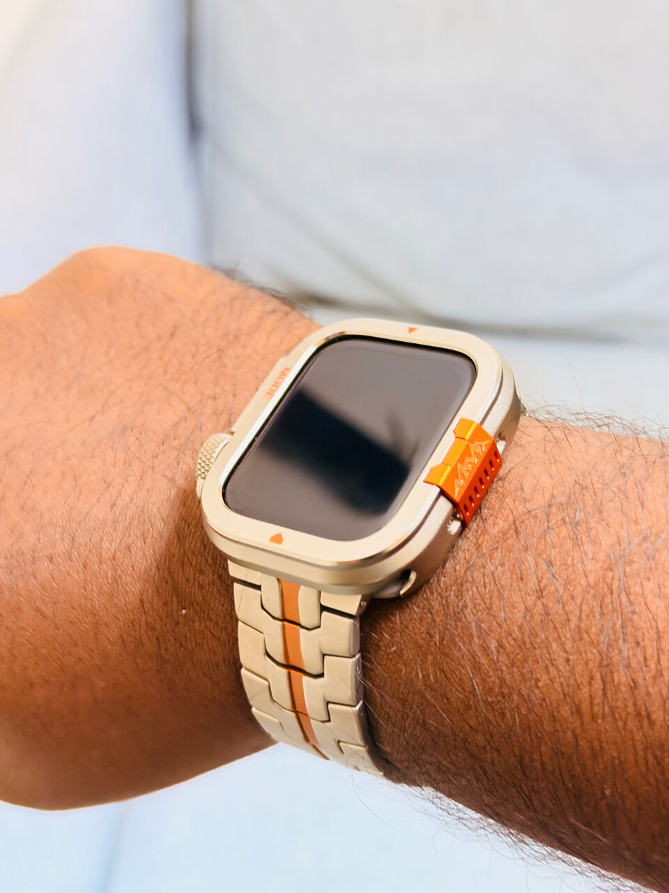 Riyadh, Watches, SAR 1100,  Apple Watch 9 GPS+CELLULAR For Sale