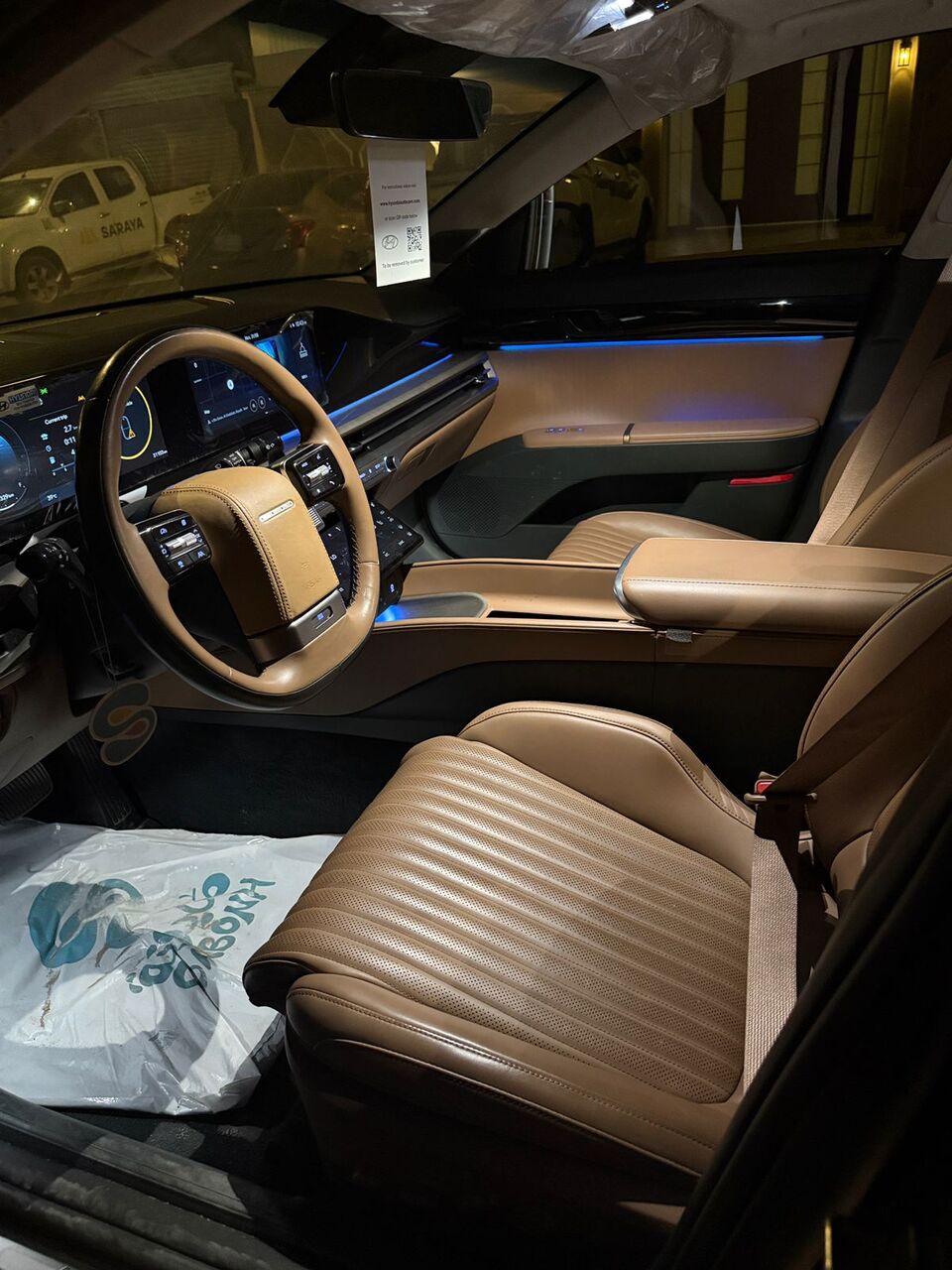 Riyadh, Vehicles, Cars & Trucks , SAR 125000,  Hyundai Azera,  2025,  Automatic,  31000 KM,   Calligraphy Full Option