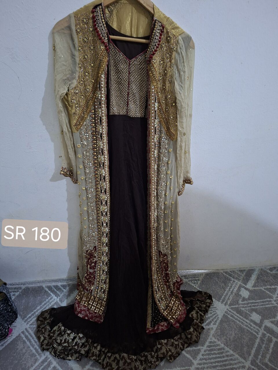 Al Malaz, Clothing & Accessories, SAR 123,  New And Preloved