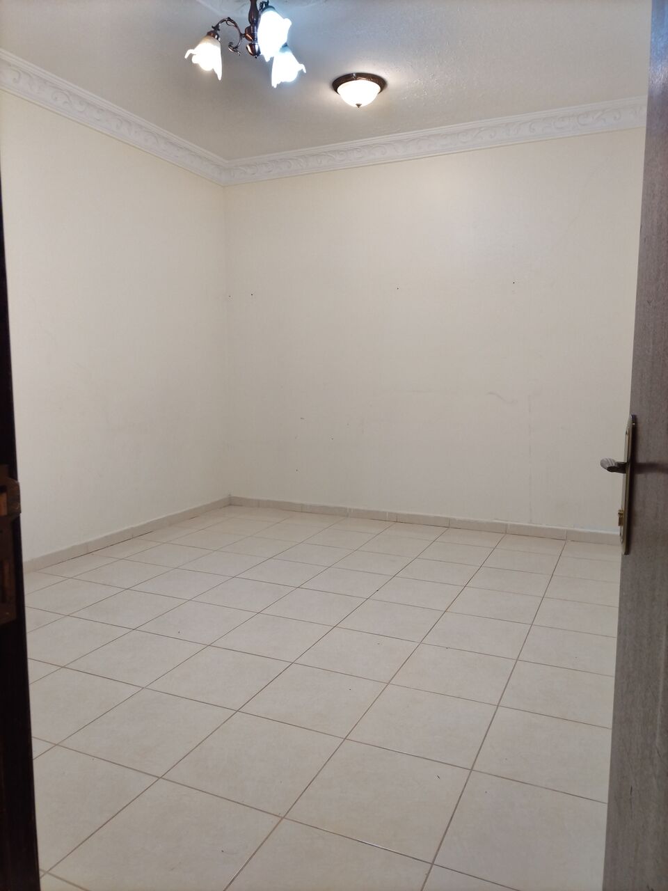 Khobar, Apartments, Flats, Houses & Villas, SAR 18000/year,  2 BR,  Family Apartment For Rent (Two Rooms, Hall, Bathrooms, Kitchen, First Floor