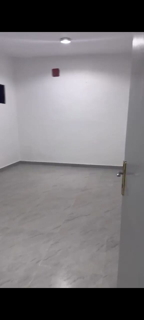 Al Naeem, Apartments, Flats, Houses & Villas, SAR 50000/year,  5 BR,  Very Big Size First Floor Whole With Taris 2 To 3 Small Familes Can Sty