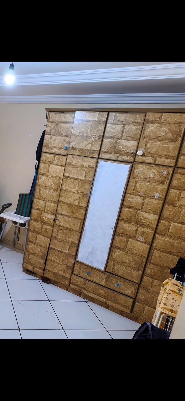 Jeddah, Furniture, SAR 100,  Cupboard & Cot With Mattress For Sale