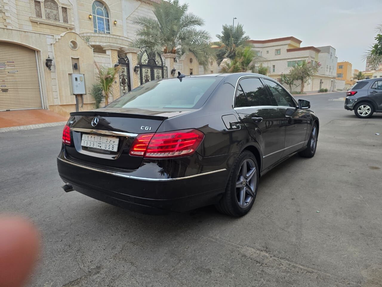 Jeddah, Vehicles, Cars & Trucks , SAR 32000,  Mercedes-Benz E-Class,  2011,  Automatic,  320000 KM,  Mercedes Benz 4 Cylinders Panoramic Roof