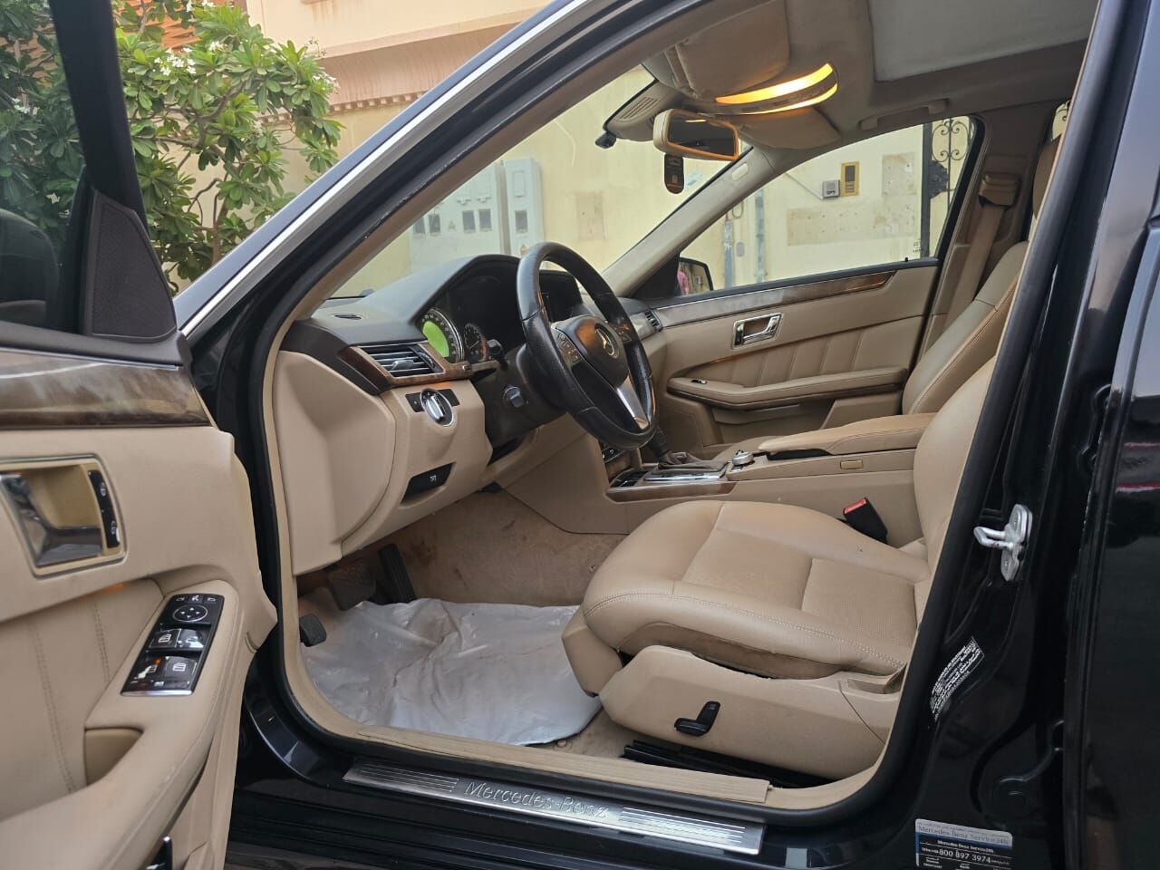 Jeddah, Vehicles, Cars & Trucks , SAR 32000,  Mercedes-Benz E-Class,  2011,  Automatic,  320000 KM,  Mercedes Benz 4 Cylinders Panoramic Roof