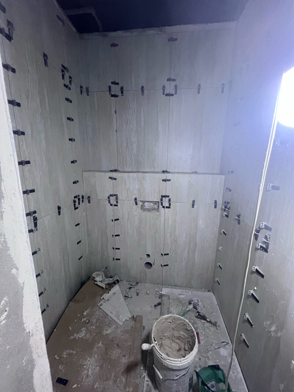Riyadh, Construction, Tile Fixer