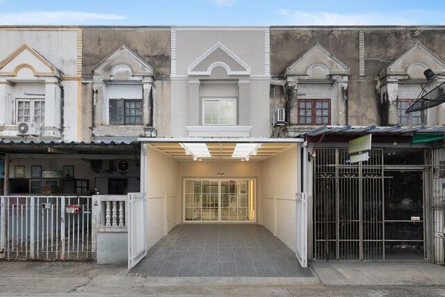 Bangkok, Real Estate For Sale, THB 1790000,  2 BR,  17 Sq. Feet,  ทาวน์โฮม 2 ชั้น รีโนเวทใหม่ หมู่บ้า