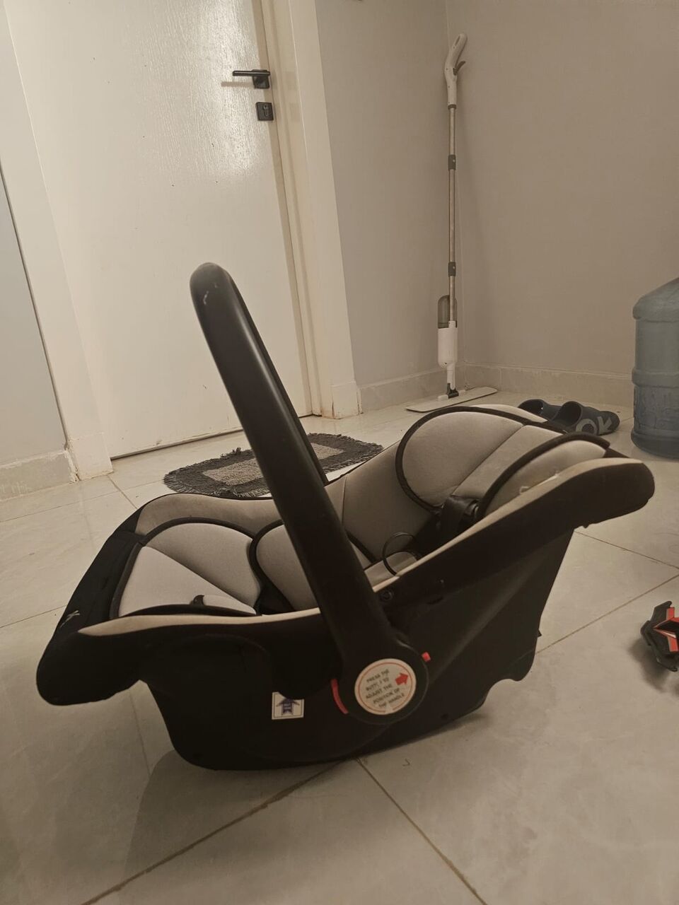 Riyadh, Baby & Kid Stuff, SAR 100,  Baby Infant Car Seat / Carrier &ndash; R For Rabbit &ndash; Good Condition