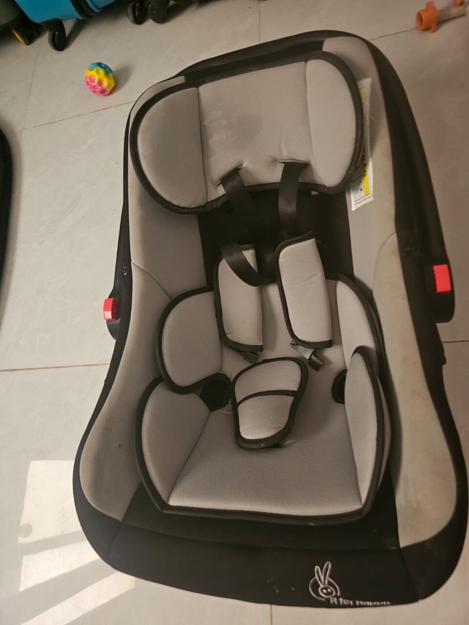 Riyadh, Baby & Kid Stuff, SAR 100,  Baby Infant Car Seat / Carrier &ndash; R For Rabbit &ndash; Good Condition