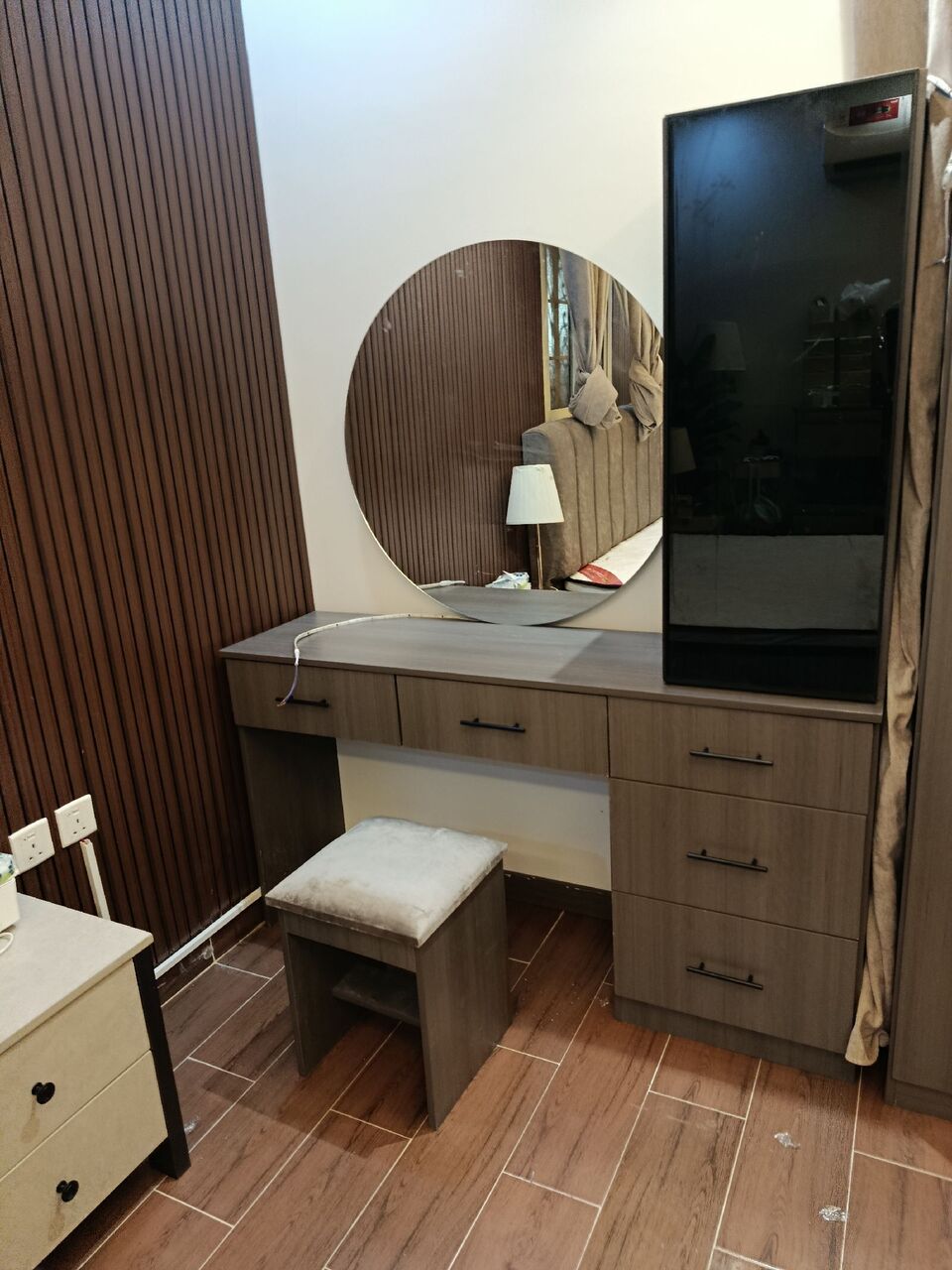 Jeddah, Furniture, SAR 1,  New Complete Bedroom Set For Sale