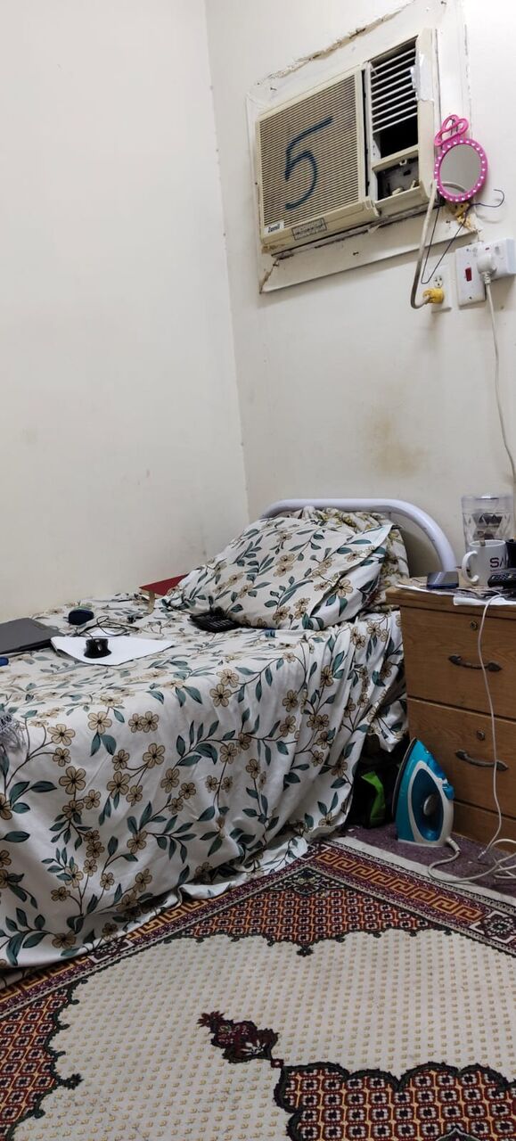 Dammam, Rooms for Rent, SAR 450/month,  Furnished,  Private Room Shared With 1 Roommate &ndash; Free Electricity, Water & Wi-Fi