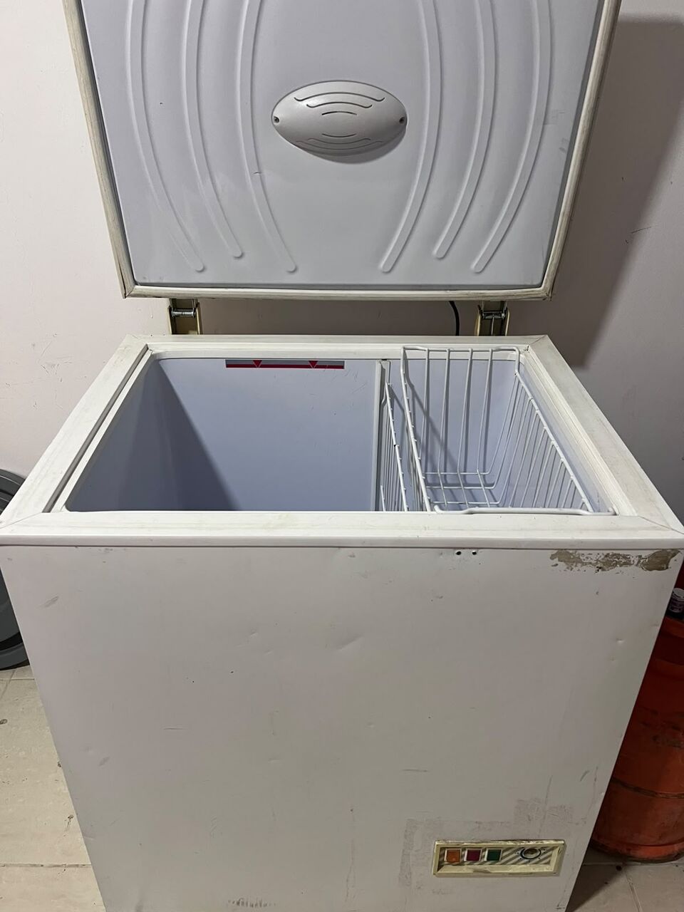 Khobar, Appliances, SAR 300,  Deep Frezeer 200 Litter Capacity