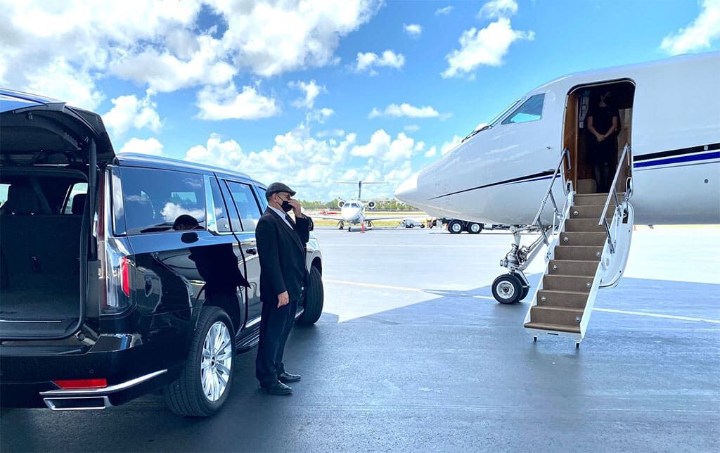 New York, Travel, Reliable Chauffeurs For Every Trip Now Denver Airport Limousine