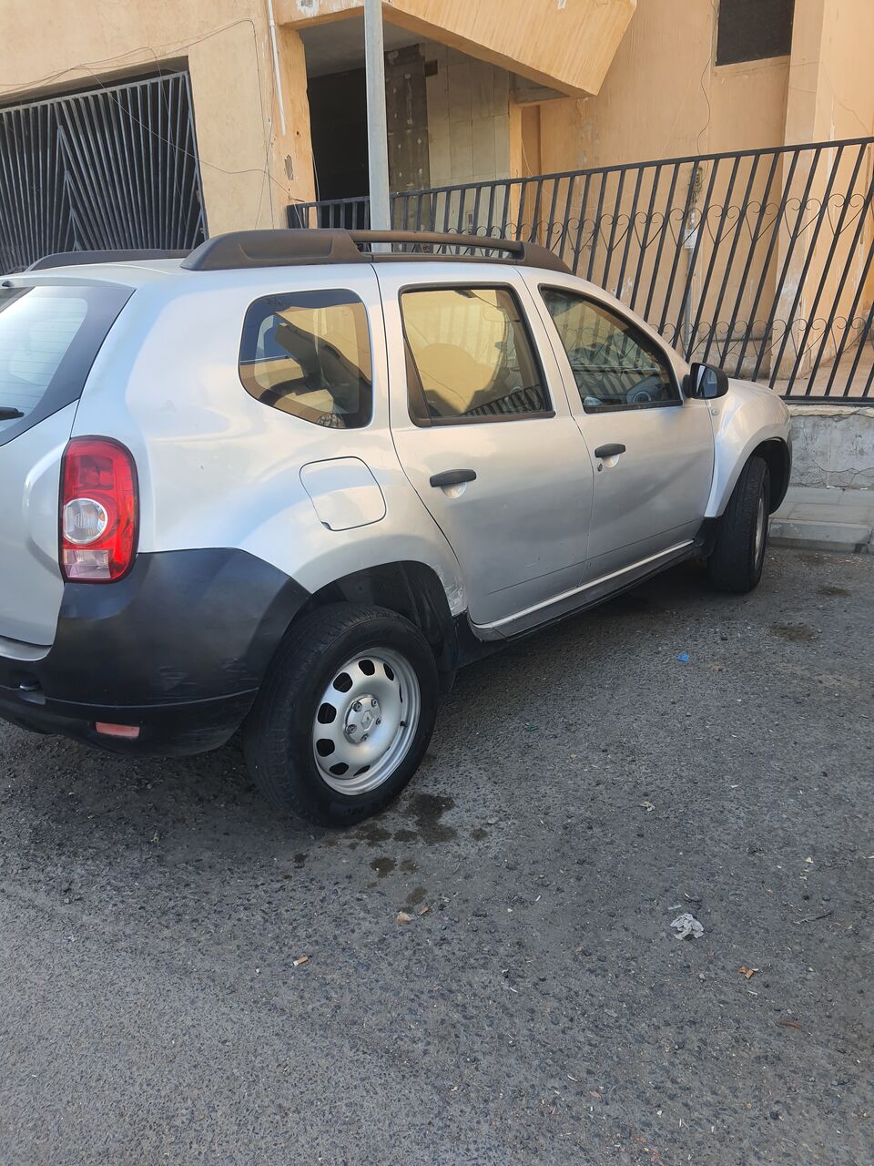 Dammam, Vehicles, Cars & Trucks , SAR 11,  Renault Duster,  2014,  Automatic,  300000 KM,  Car For Sale