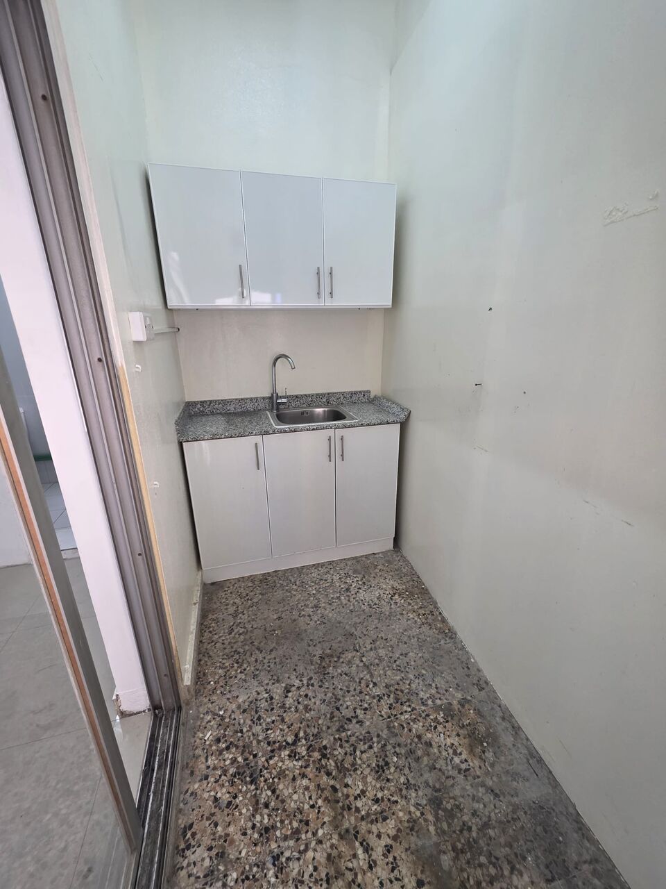 Hoora, Apartments, Flats, Houses & Villas, BHD 160/month,  Studio,  Big Studio Flat For Rent In Hoora With EWA Nearby KFC