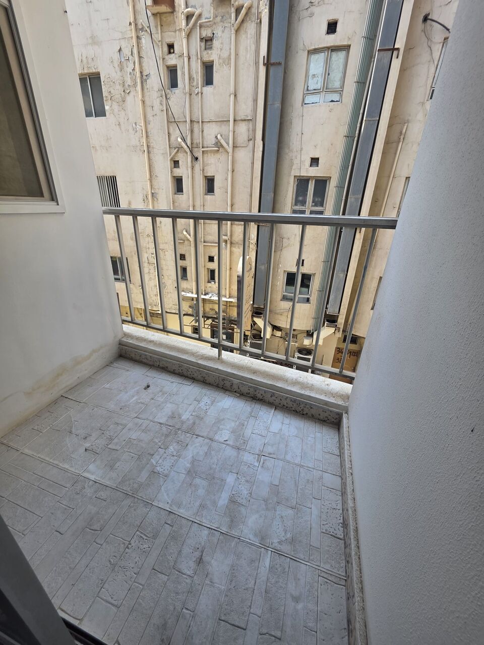 Hoora, Apartments, Flats, Houses & Villas, BHD 160/month,  Studio,  Big Studio Flat For Rent In Hoora With EWA Nearby KFC